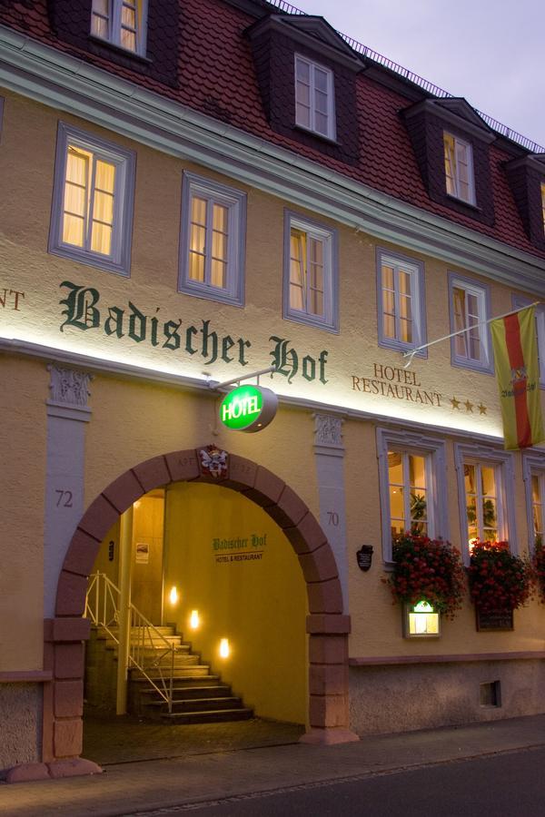 Badischer Hof Таубербішофсгайм Екстер'єр фото